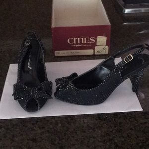 Ladies multi glitter evening shoes 61/2 medium